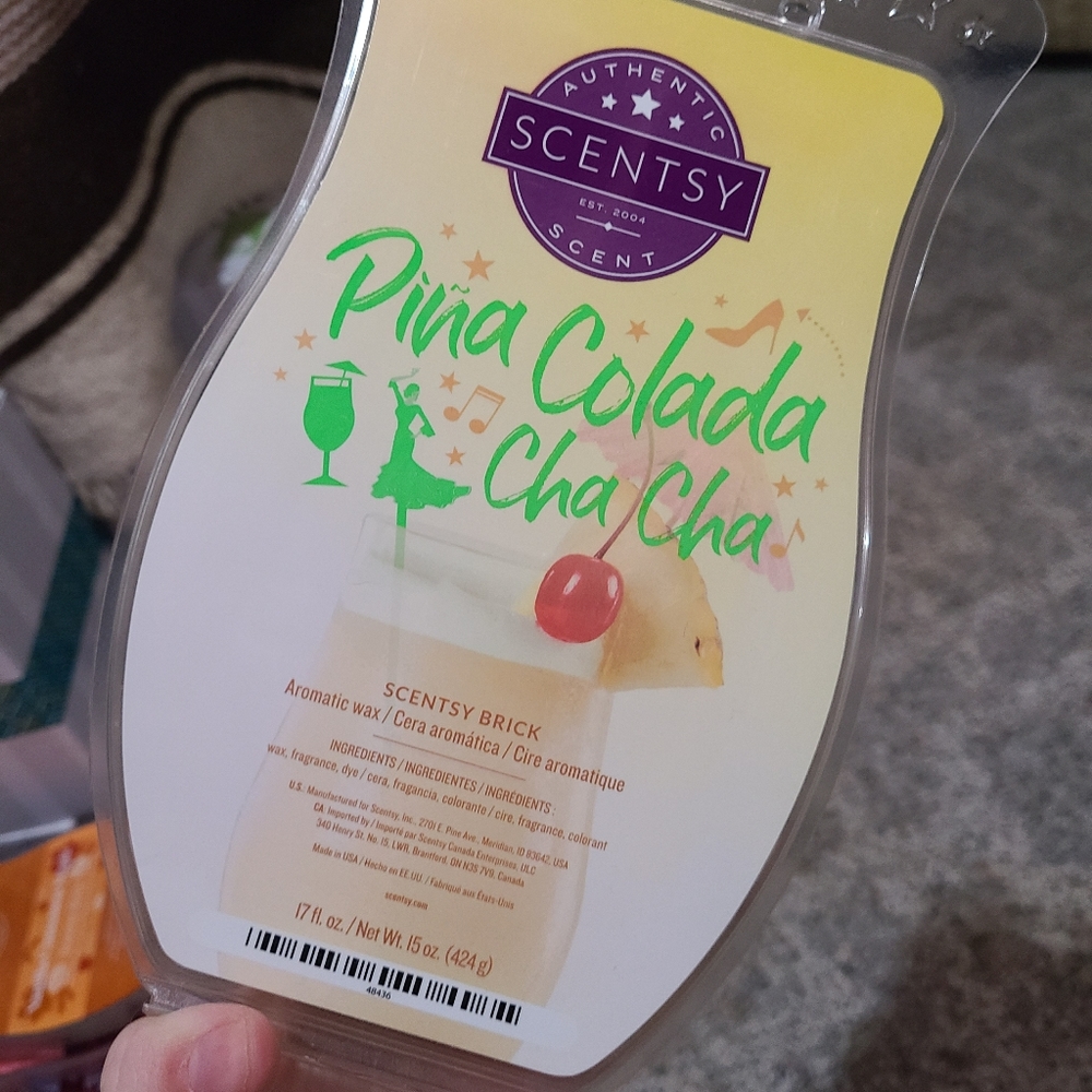 Scentsy Pina Colada Cha-Cha brick